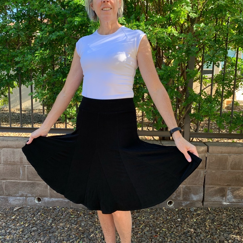Skirt - Picture 2 of 5